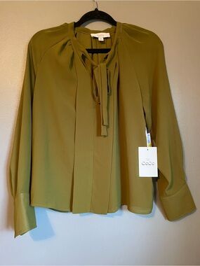 NWT CeCe Sz Med Women’s Antique Olive Long Sleeve Tie Pleated Blouse Top Rt $79!